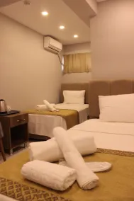 Class Hotel - Image 2