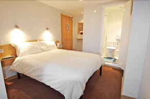 The Rosemount Hotel - Image 5