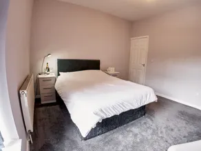Crown House - Image 2
