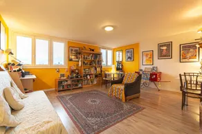 Superb Spacious Accommodation Near Paris - Image 4