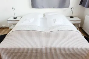 Route 1 Guesthouse - Image 5