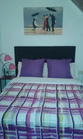 Comet Suites Elvira - Image 3