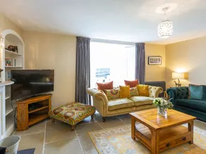 Harmby House - Image 4