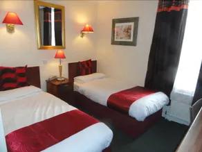 Clifton Court Hotel - Image 2