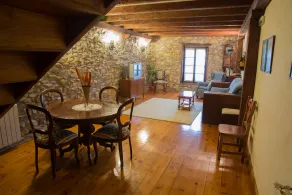 Casa Rural-Apartamentos Zelaikoa - Image 2