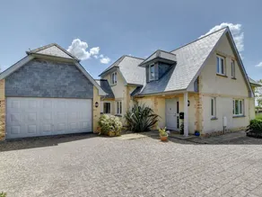 Spacious Holiday Home in Croyde Near Sea - Image 4