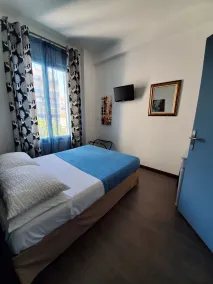 Brit Hotel Colbert Juan les Pins - Image 4