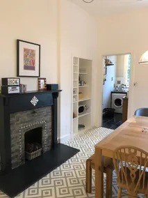 Traditional 3 Bedroom Tenement in Marchmont - Image 4