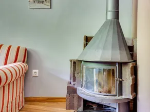 Rustic Holiday Home in Betés de Sobremonte With Garden - Image 3