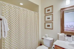 Pointe West 301-beachfront Views - Image 4