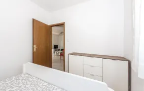Nice Home in Sibenik With Wifi and 4 Bedrooms - Image 3