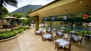 Panoramic Luxury Suite With Ocean Gardens and Swimming Pool View - Image 5