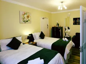 Gable Lodge London - Image 5
