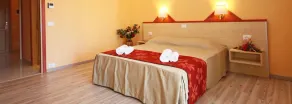 Petros Italos Bed & Breakfast - Image 2