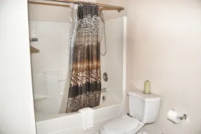 6000 Windsor Green Way 301 3 Bedroom Condo by Redawning - Image 2