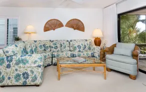 South Seas Beach Cottage - Image 2