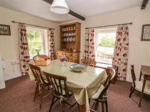 The Garden Cottage - Image 4