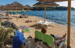 Beautiful Home in Porec With Wifi and 1 Bedrooms - Image 5