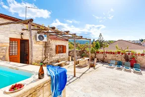 Vereniki Villa | Heated Pool - Image 3