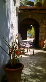 Stone House Apartment - Image 4