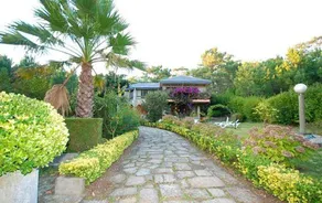 Chalet With 4 Bedrooms in San Vicente del Grove, With Enclosed Garden - 200 m From the Beach - Image 3