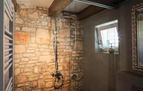 Stunning Home in Liznjan With Sauna, Wifi and 4 Bedrooms - Image 3