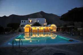 Santa Irini Hotel - Image 4