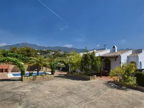 Rustic Villa in Lopera With Terrace - Image 5