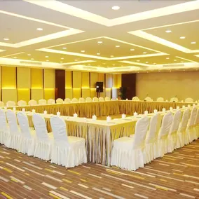 Champs Elysees Hotel Haining - Image 3