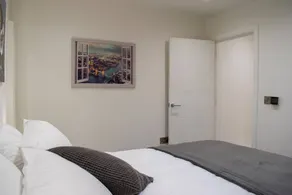 Modern 2 Bedroom Flat in Kennington - Image 3