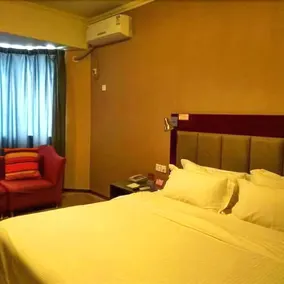 Zhongzhou Business Hotel (Luoyang Peony Park Shanghai Market Subway Station) - Image 3