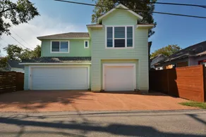 1BR Newly Built East Downtown Austin Apartment by RedAwning - Image 5