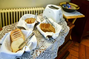 Vilafranca Petit Hotel - Image 4