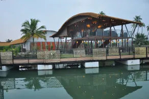 Aquatic Floating Resort - Image 4