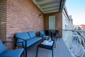 Your Trastevere Balcony - Image 3