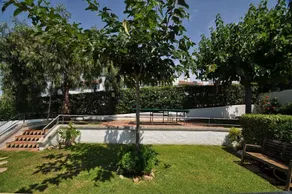Luxury House with Private Chill Out - Image 5