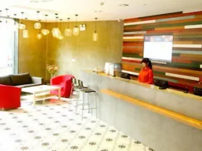 ibis Ningbo Tianyi Square - Image 2