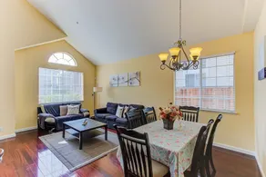 Centrally Located Elegant 3br In Union City 3 Bedroom Home - Image 2