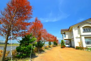 He Tian Ju Villa - Image 5