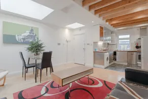 Spacious Apartment in Trendy Dalston - Image 5
