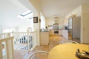 Clifton Court Apt 15 with Indoor Heated Pool - Image 4