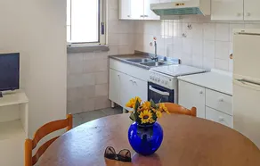 Beautiful Apartment in Gallipoli With 2 Bedrooms - Image 5