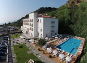 Hotel Total - Image 2