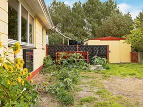 Secluded Holiday Home in Rødby With Terrace - Image 5