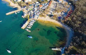 Nice Apartment in Malinska With 2 Bedrooms and Wifi - Image 2