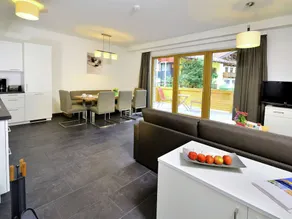 Luxurious Apartment Near Ski Area Maria Alm - Image 2