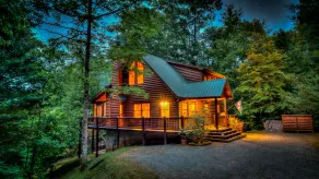 Above It All 3 Bedroom House by Mountain Laurel Cabin Rentals - Image 5