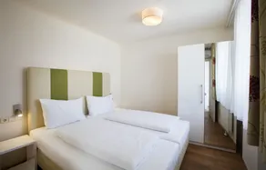 Hahn Boardinghouse - Image 5