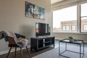 Broadway by Stylish Stays - Image 2