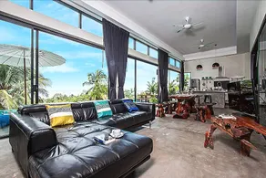 Paritta Sky Villa - Image 2